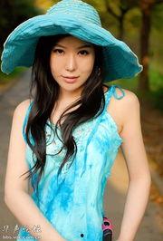 国产极品美女约在线,惊艳亮相，网络热议不断