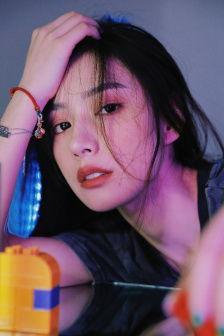 国产艳妇主播在线观看,在线观看热潮席卷网络